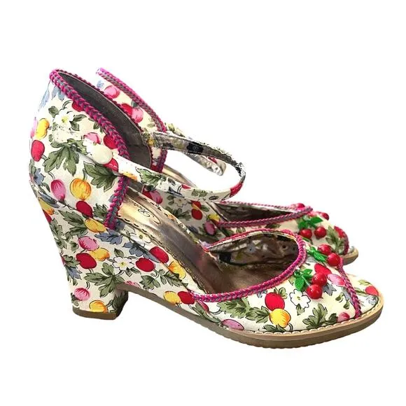 Anthropologie x Poetic Licence 6 Shirley Temple Sandals 3D Cherry Pin Up Wedges