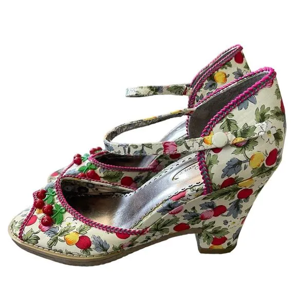 Anthropologie x Poetic Licence 6 Shirley Temple Sandals 3D Cherry Pin Up Wedges