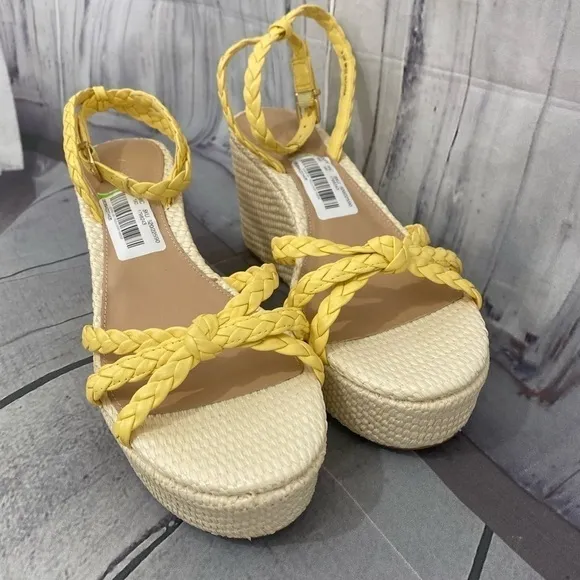 Antonio Melani Size 9.5 M Yellow Platform Leather Braided Ankle Strap Wedges