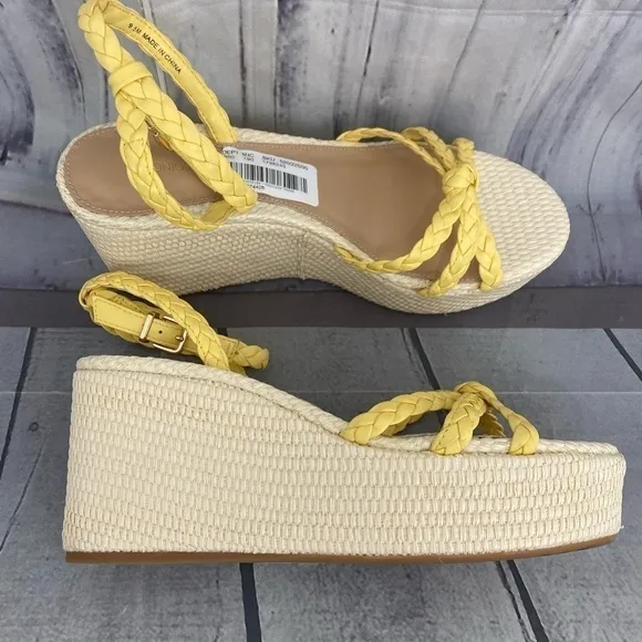 Antonio Melani Size 9.5 M Yellow Platform Leather Braided Ankle Strap Wedges