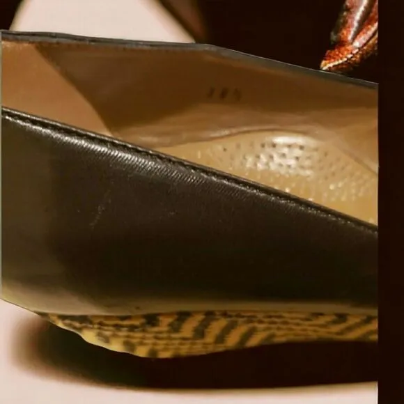 Anyi Lu Black Leather Wedges Size 8.5