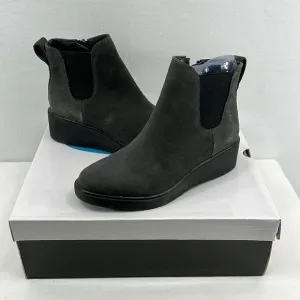 Aqua College Loretta Waterproof Booties- Dark Grey Suede- Size 5.5 M- NIB