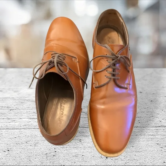 Armando Cabral camel color lace up oxfords. Made in Italy size 43 &quot;🎉host