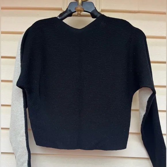 Armani exchange cream/black, long sleeved boat neck, 75% wool sweater, S/P