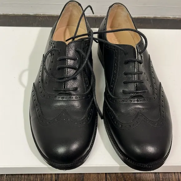 Armani NWOT Oxford shoes