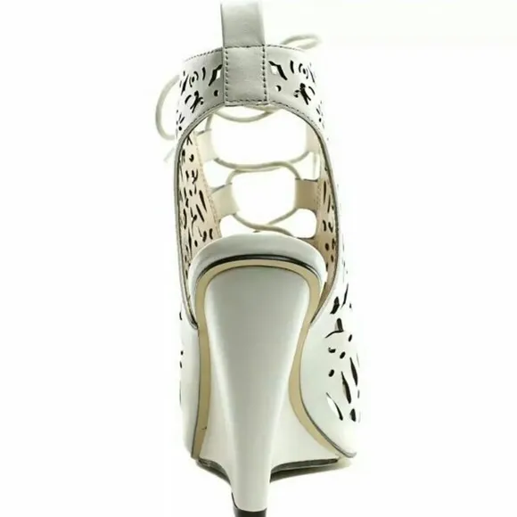 Artelier Nicole Miller Runway Wedges