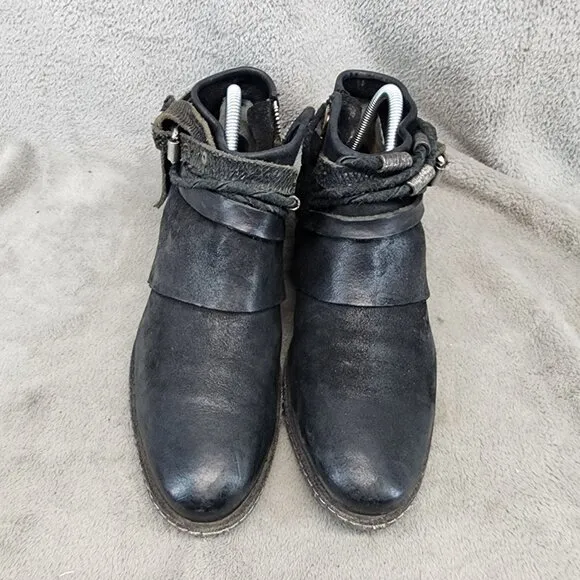 A.S. 98 Shoes Womens Size 9 Black Leather Side Zip Ankle Booties