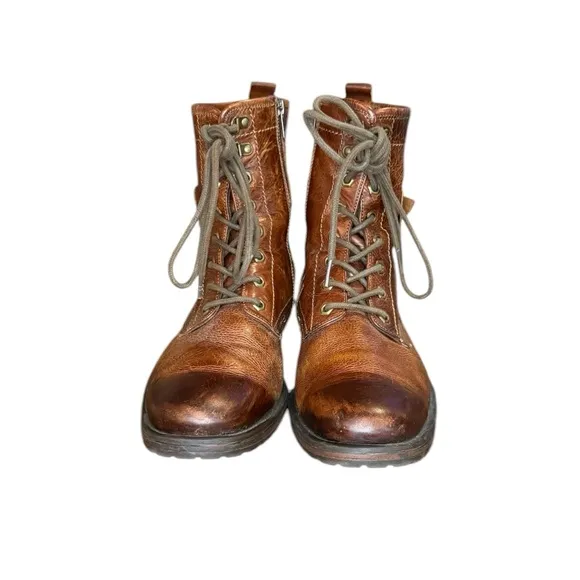 Aston Grey Rockcastle Brown Rugged Leather Boots with Lace-Up Durable Sole