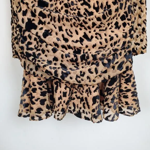 ASTR DRESS WOMEN'S SMALL LEOPARD  NIKITA TIERED RUFFLE HEM SHORT MINI VELVET