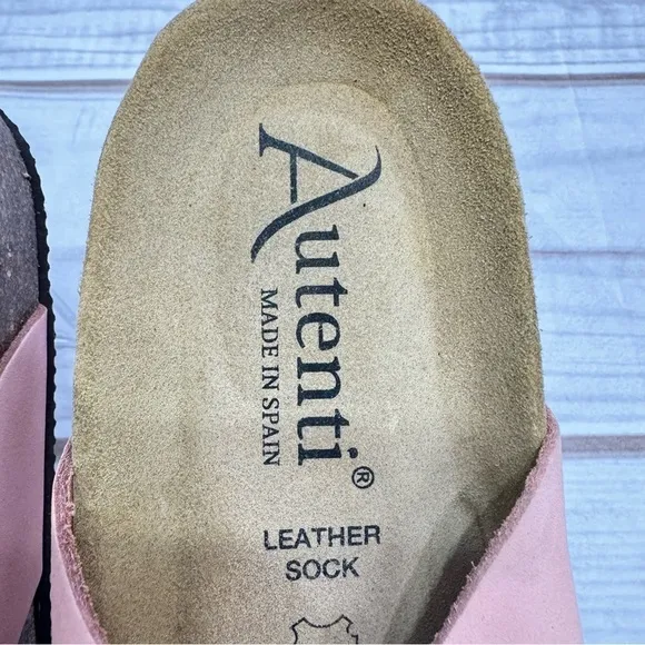 Autenti Pale Pink Genuine Leather Flowers Flip Flop Thong Sandals Size 39 US 8.5