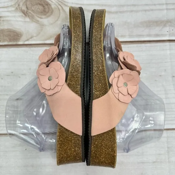 Autenti Pale Pink Genuine Leather Flowers Flip Flop Thong Sandals Size 39 US 8.5