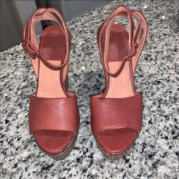 Bacio61 Piglio Wedges- Size 7 1/2 - Leather