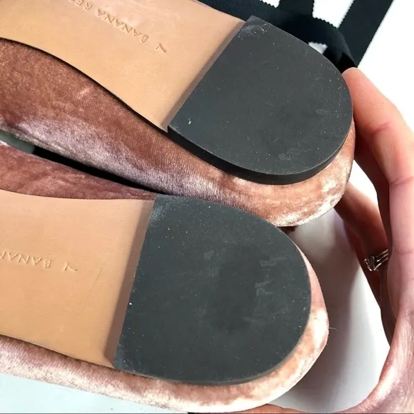 Banana Republic blush pink velvet pointy toe flats black ribbon ankle tie 7