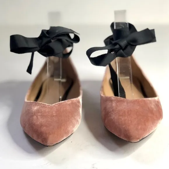 Banana Republic blush pink velvet pointy toe flats black ribbon ankle tie 7
