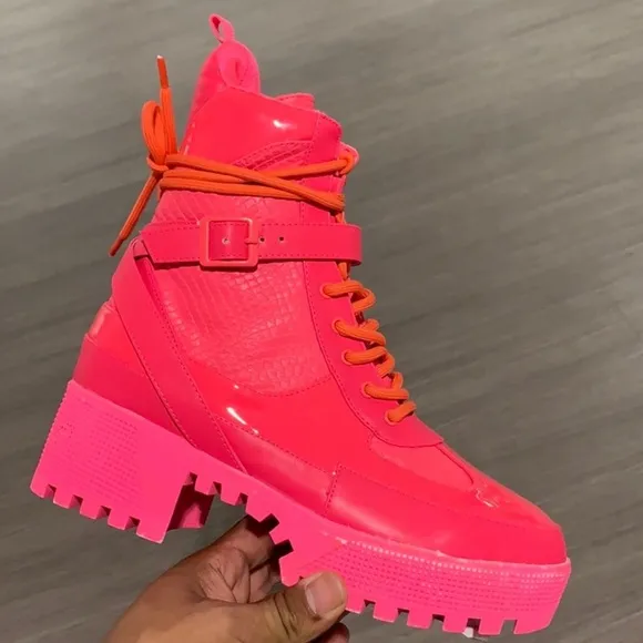 Barbie Combat Boots pink