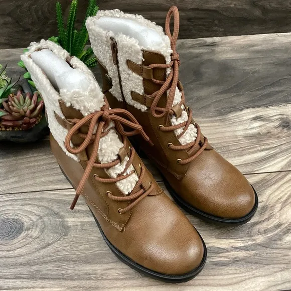 Baretraps ONeil Faux Fur Waterproof Combat Boots