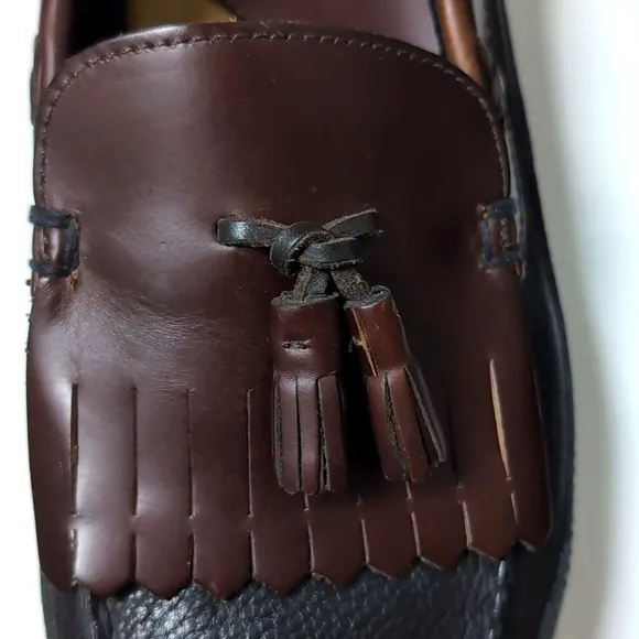 BASS Two Tone Leather Kiltie Tassel Loafer Slip On Dress Shoes. Size 13M
