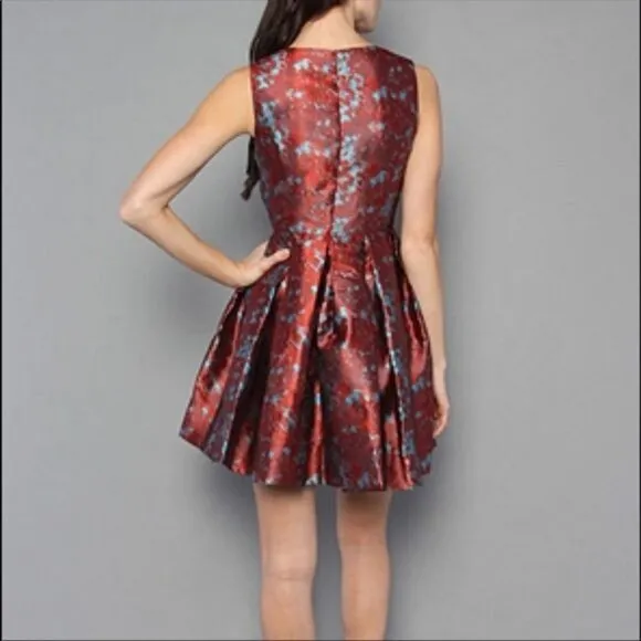 BB Dakota Cocktail Dress Box Pleated Red Brocade Abstract Fit Flare Size 2