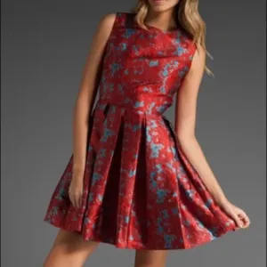 BB Dakota Cocktail Dress Box Pleated Red Brocade Abstract Fit Flare Size 2