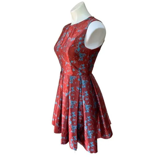 BB Dakota Cocktail Dress Box Pleated Red Brocade Abstract Fit Flare Size 2