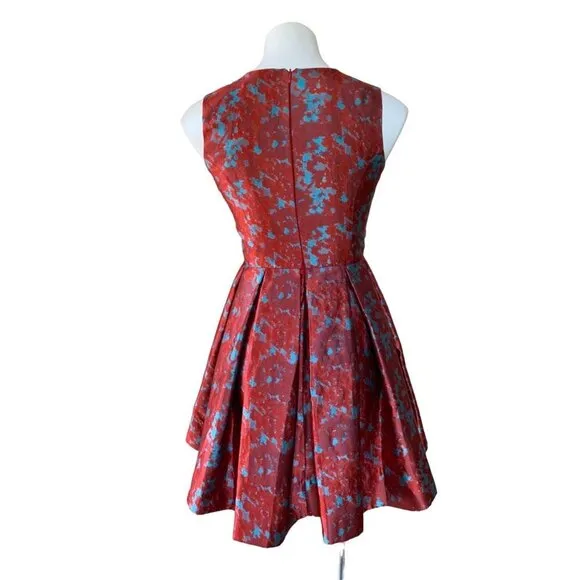 BB Dakota Cocktail Dress Box Pleated Red Brocade Abstract Fit Flare Size 2