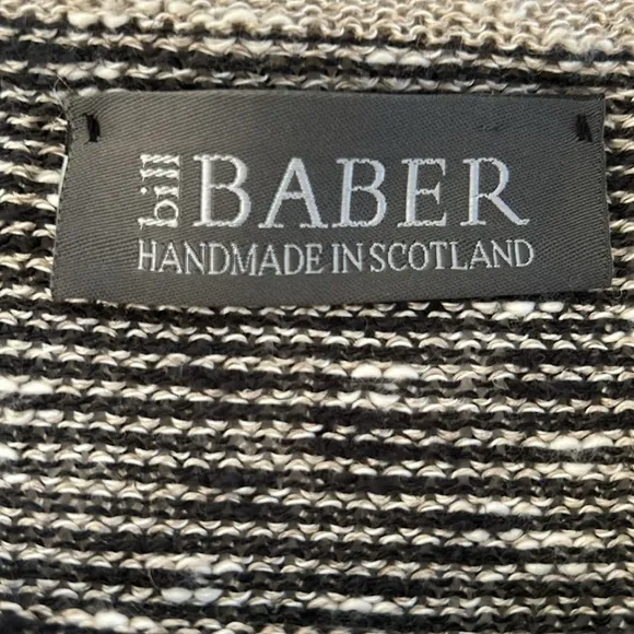 Bill Baber Womens Sweater Relaxed Boat Neckline Natural Fiber Size S/M Two Tone