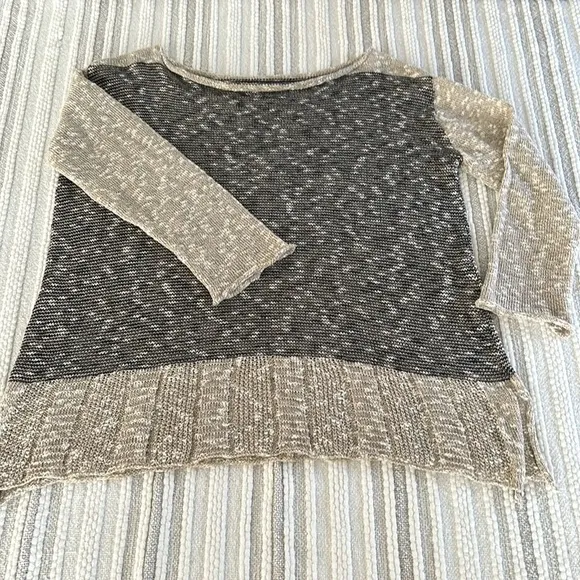 Bill Baber Womens Sweater Relaxed Boat Neckline Natural Fiber Size S/M Two Tone