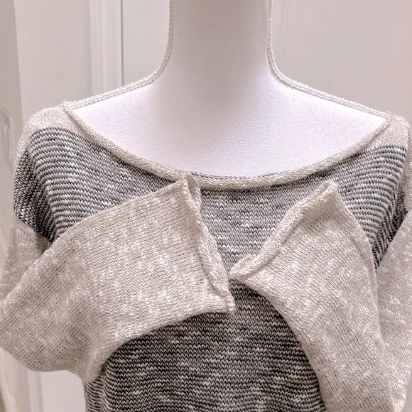 Bill Baber Womens Sweater Relaxed Boat Neckline Natural Fiber Size S/M Two Tone