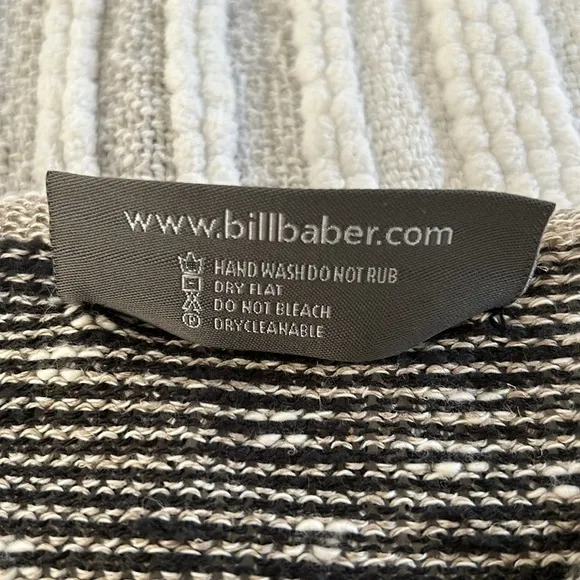 Bill Baber Womens Sweater Relaxed Boat Neckline Natural Fiber Size S/M Two Tone