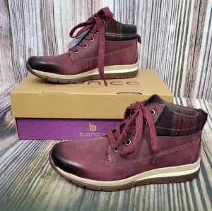 Bionica Eggplant Tucson Knit Lace Up Hiker Boots