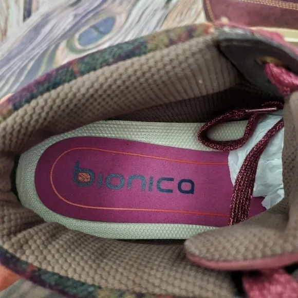Bionica Eggplant Tucson Knit Lace Up Hiker Boots