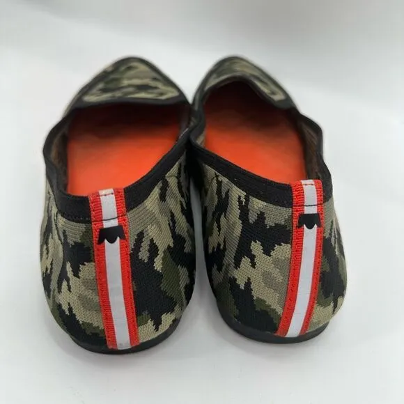 Birdies   Judy Blackbird Camouflage Point Toe Slipon Flats Size 9