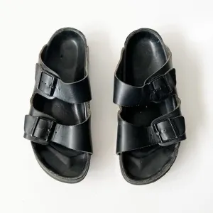 Birkenstock black all leather Arisona two strap slides sandals size 41 / 10-10.5