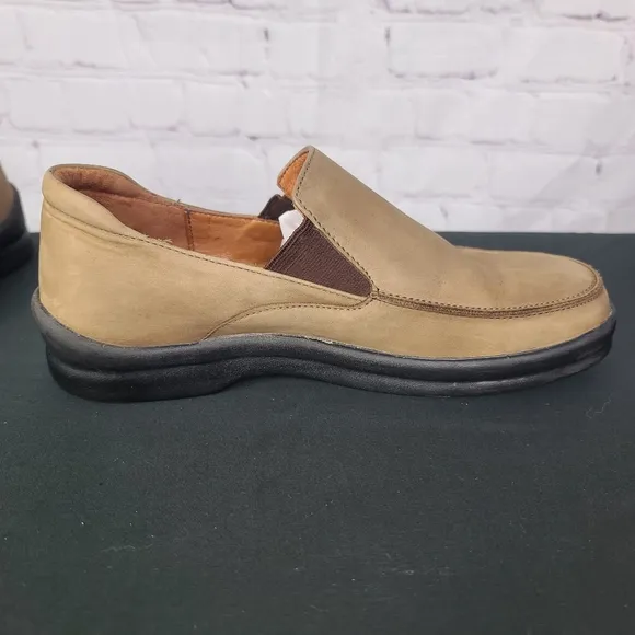 Birkenstock footprints Natoma 260/40 Taupe/Tan. Men's 7- 7 1/2. Women's …