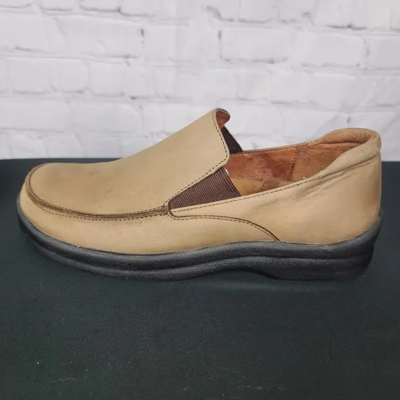 Birkenstock footprints Natoma 260/40 Taupe/Tan. Men's 7- 7 1/2. Women's …