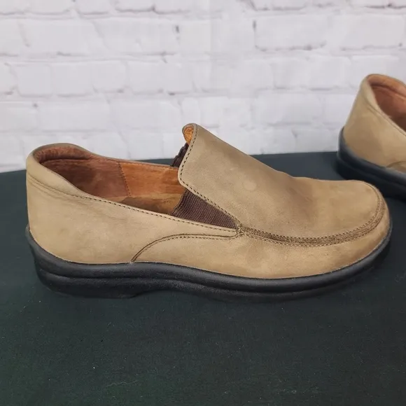 Birkenstock footprints Natoma 260/40 Taupe/Tan. Men's 7- 7 1/2. Women's …