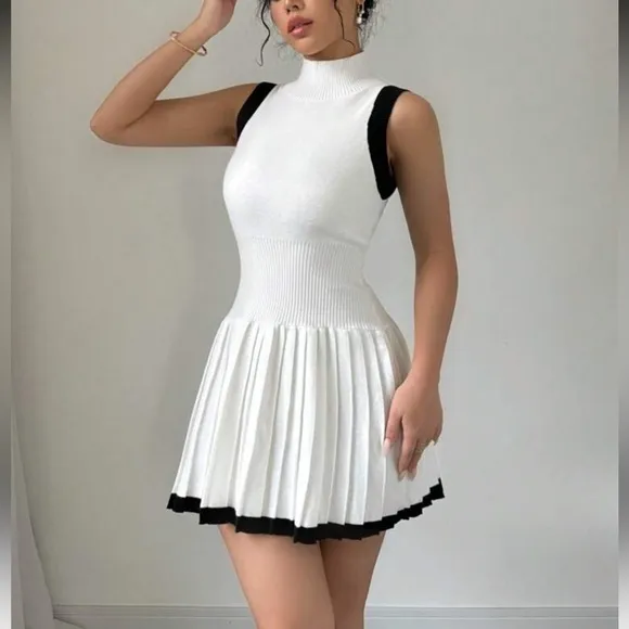 Black &amp; white contrast knit pleated stretchy casual sporty tennis mini dress