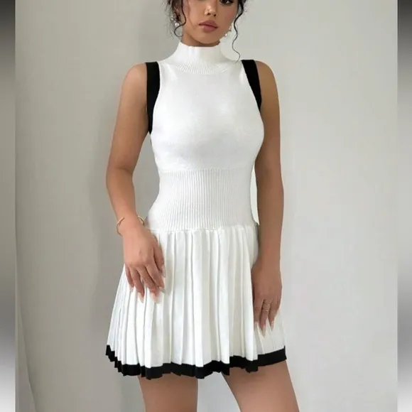 Black &amp; white contrast knit pleated stretchy casual sporty tennis mini dress
