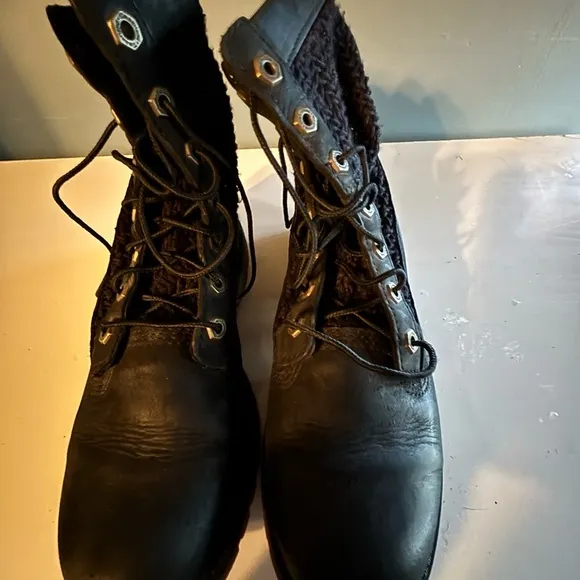 Black crochet mesh Timberland combat boots Size 6.5 anti fatigue unique
