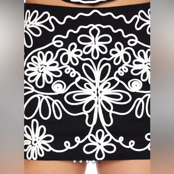 Black embroidered printed black &amp; white floral design mini skirt