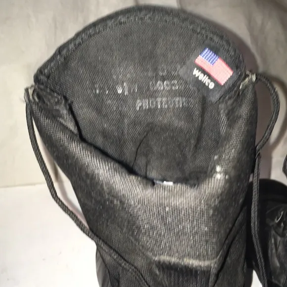 Black Leather Lace-Up Boots with High-Top Design