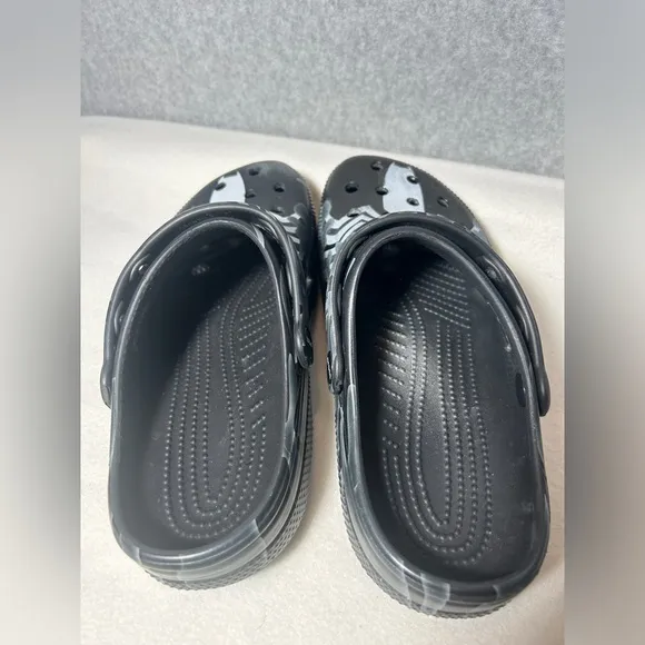 Black Venom Spider-Man classic clog Crocs, Size M7/W9‎ – repaired