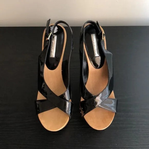 Black hinge wedges