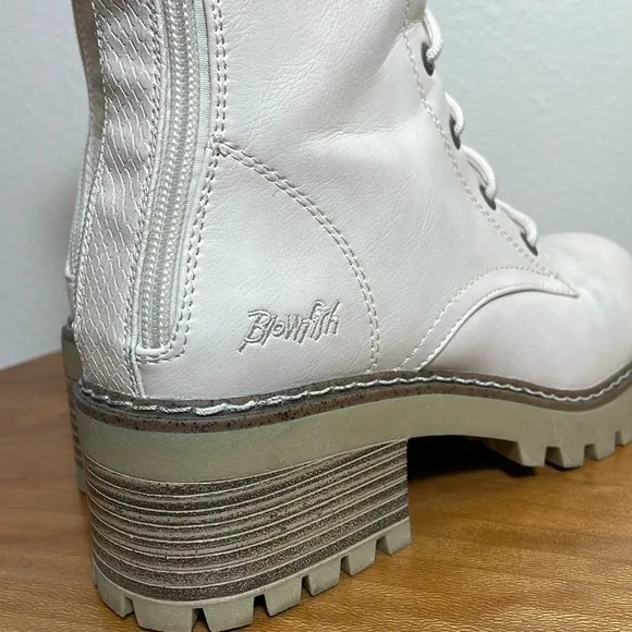 Blowfish LEITH Lace-up Vegan Leather Boots Off White/Cream Size 8.5