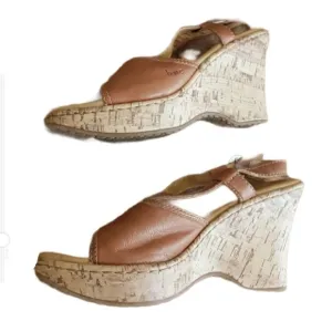 BOC BC6222 Platform Wedges in Cognac EUC sz 7