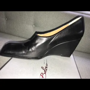 BOLERO Black Nappa Leather Wedges