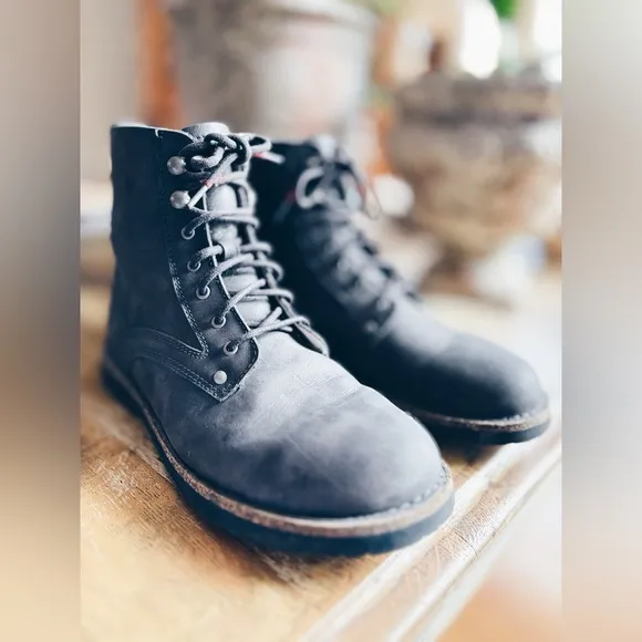 Boot / Lace-up / Combat / Suede Leather
