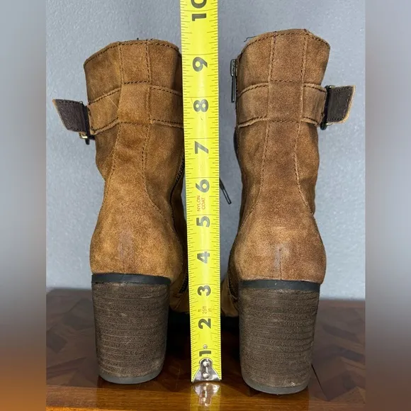 Born Cass distressed suede combat boots 9