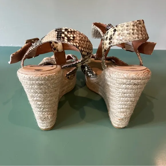 BRAND NEW kanna Spain Python Wedges