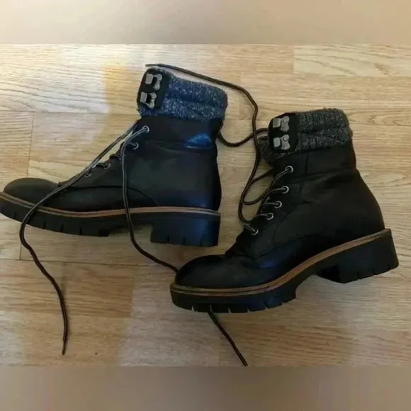 Brand New Women’s black combat boots size 7.5